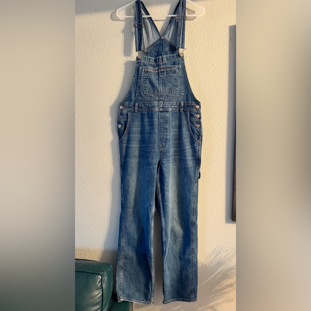 American Eagle 90s boyfriend overalls